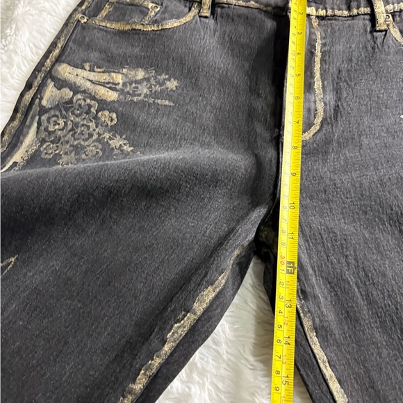 DG2 Diane Gilman Black Wash Gold Embellished High Rise Straight Leg
Jeans 14 - Picture 10 of 12
